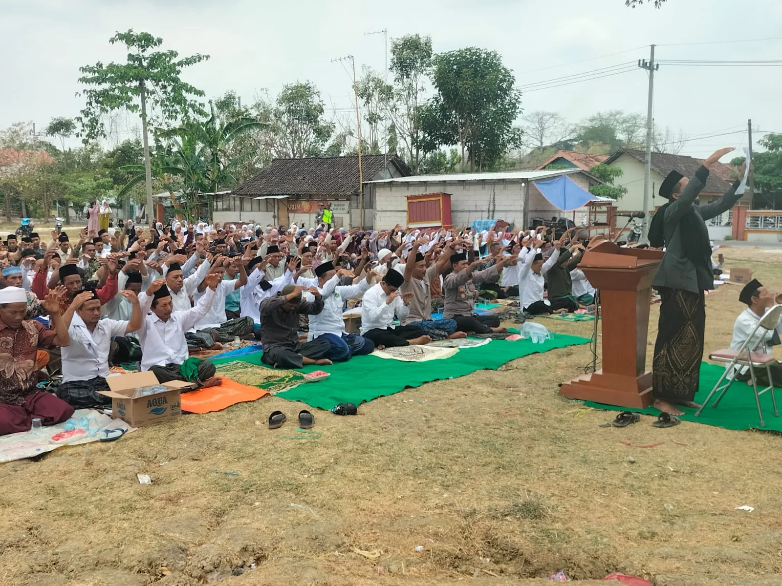 SALAT ISTISQA KECAMATAN KEDUNGADEM