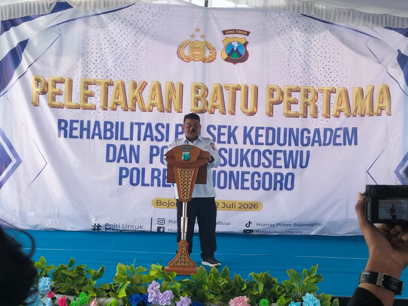 Peletakan Batu Pertama Rehabilitasi Mapolsek Kedungadem
