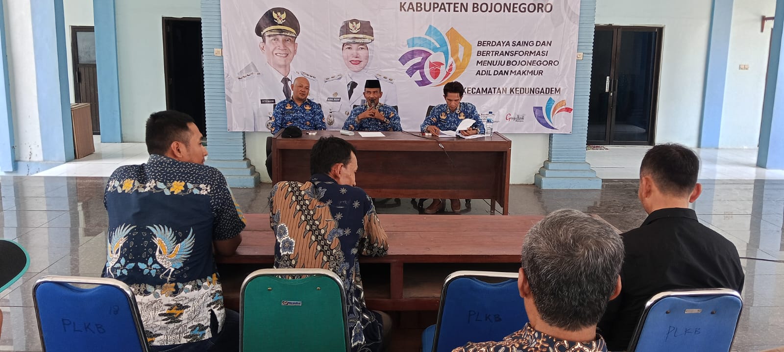 Rapat Dinas Kasi Pemerintahan, Kasi Pelayanan, dan Kasi Kesejahteraan Desa se-Kecamatan Kedungadem